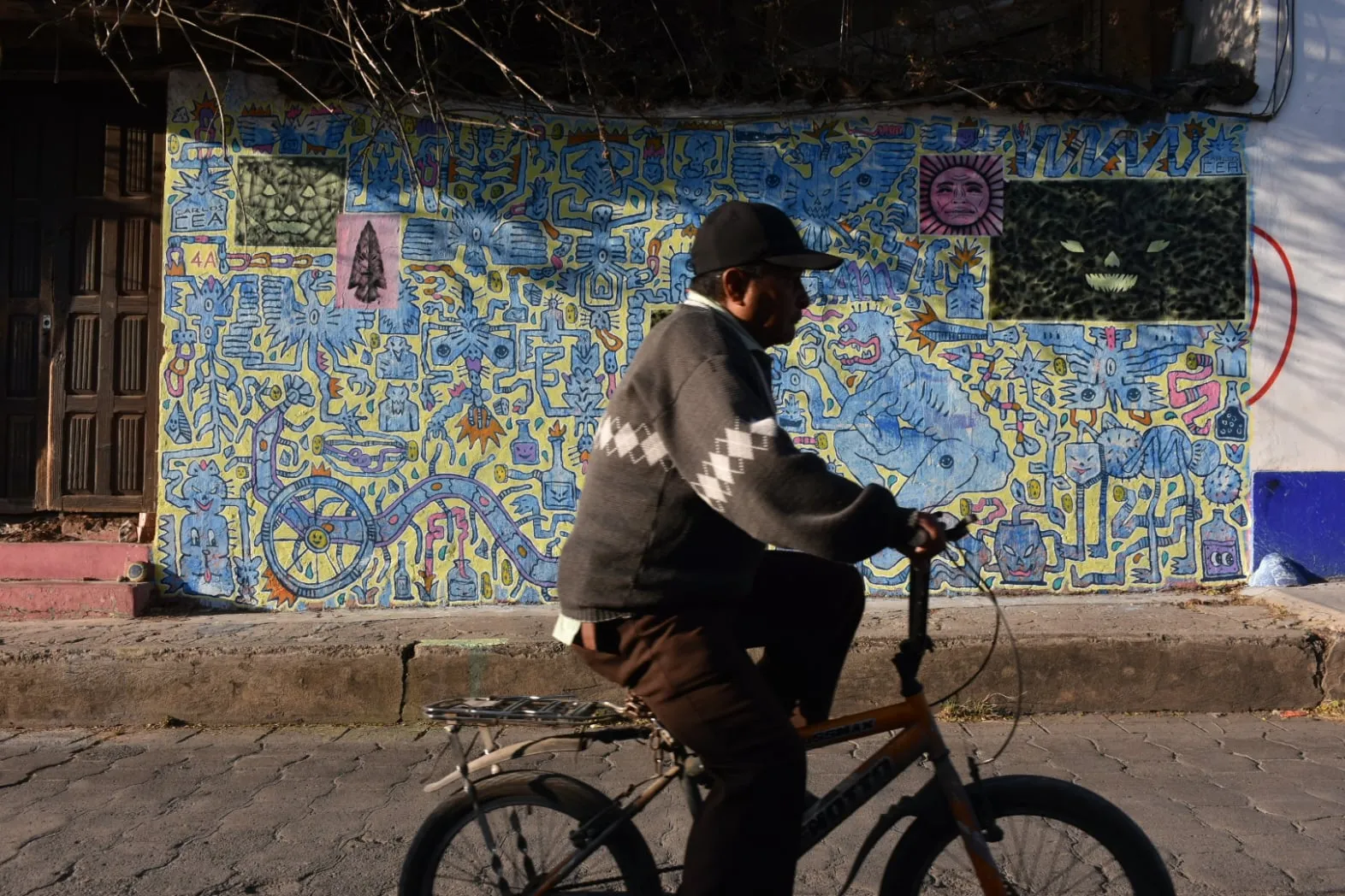 Azul